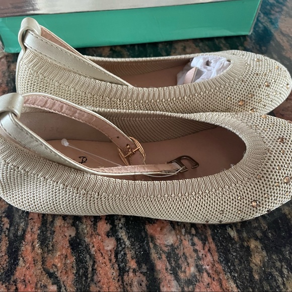 Brand new ballerina shoe size 31 (uk 13) for 7/8 year girls